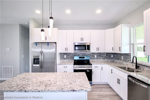 4631 Mignon Drive, Sebring, FL 33872