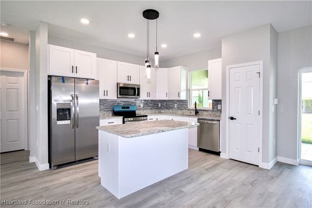 4631 Mignon Drive, Sebring, FL 33872