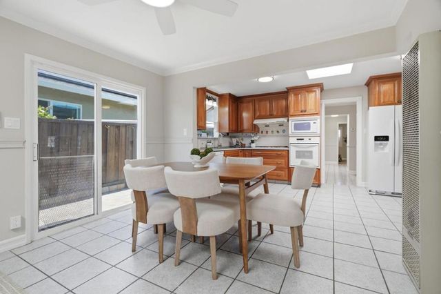 605 E 39th Avenue, San Mateo, CA 94403