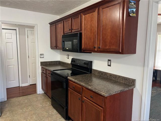 4813 Laurelwood Place, Fayetteville, NC 28306