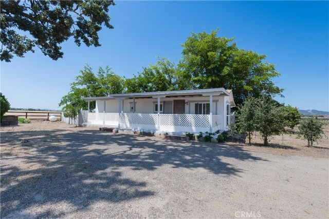 1675 Adobe Road, Paso Robles, CA 93446