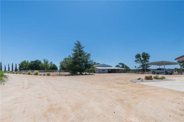 1675 Adobe Road, Paso Robles, CA 93446