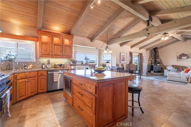 1675 Adobe Road, Paso Robles, CA 93446