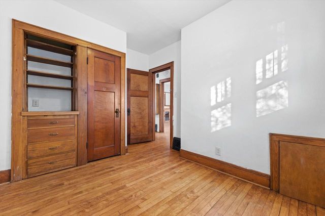 1603 E Hampshire STREET, Milwaukee, WI 53211