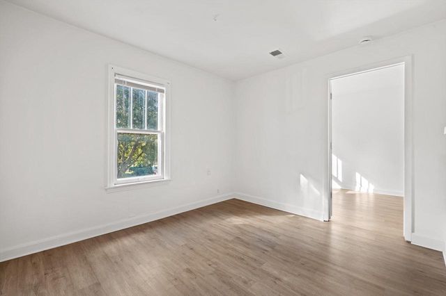 1603 E Hampshire STREET, Milwaukee, WI 53211