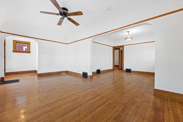 1603 E Hampshire STREET, Milwaukee, WI 53211