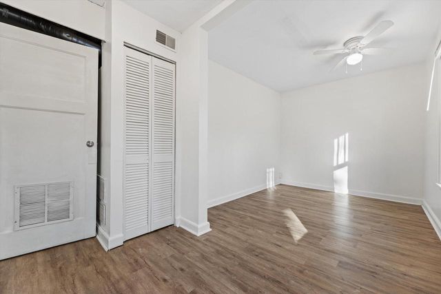 1603 E Hampshire STREET, Milwaukee, WI 53211