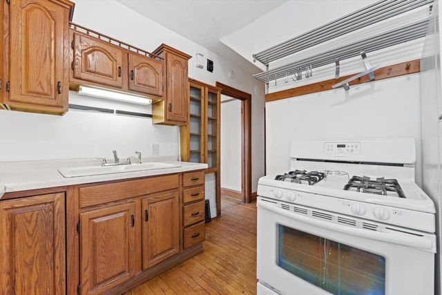 1603 E Hampshire STREET, Milwaukee, WI 53211