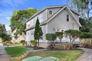1603 E Hampshire STREET, Milwaukee, WI 53211
