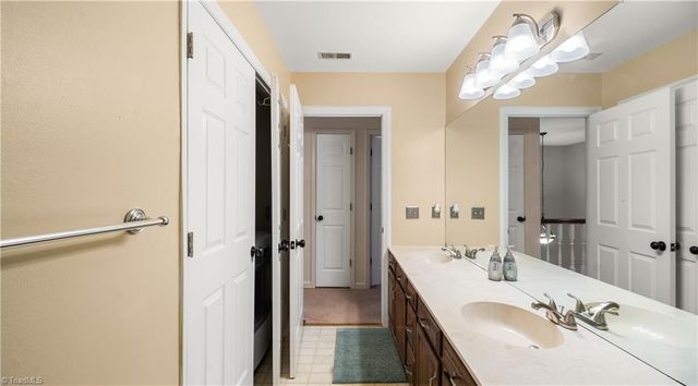 6 Spring Oak Court, Greensboro, NC 27410