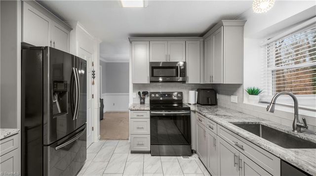 6 Spring Oak Court, Greensboro, NC 27410