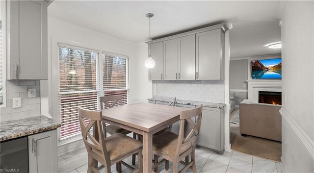 6 Spring Oak Court, Greensboro, NC 27410