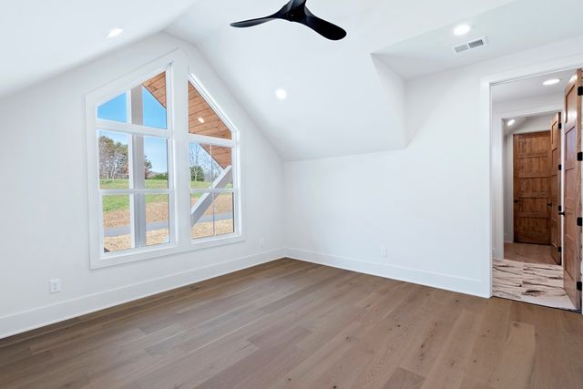 868 Old Owen Drive, Blairsville, GA 30512