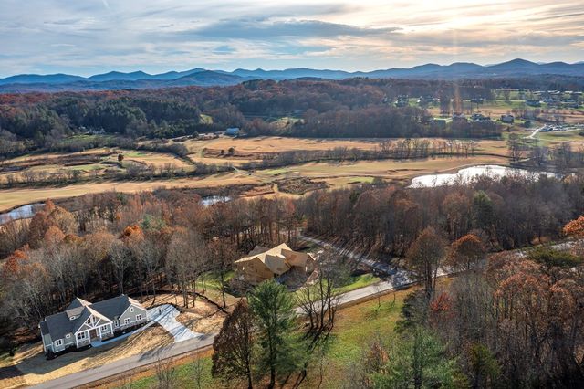 868 Old Owen Drive, Blairsville, GA 30512