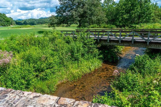 868 Old Owen Drive, Blairsville, GA 30512