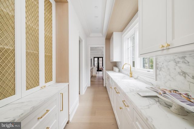 4939 QUEBEC ST NW, Washington, DC 20016