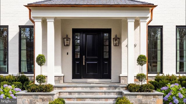 4939 QUEBEC ST NW, Washington, DC 20016