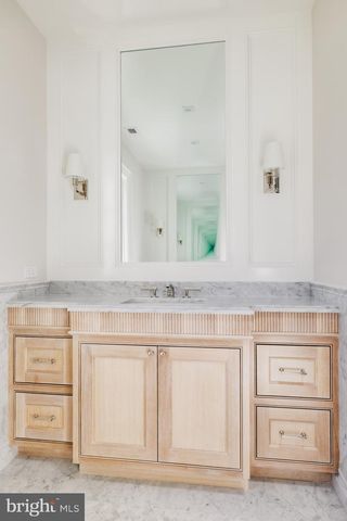 4939 QUEBEC ST NW, Washington, DC 20016