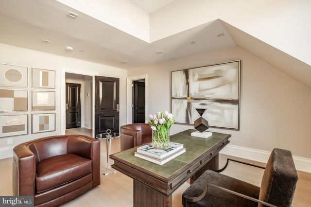 4939 QUEBEC ST NW, Washington, DC 20016