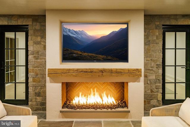 4939 QUEBEC ST NW, Washington, DC 20016