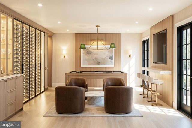 4939 QUEBEC ST NW, Washington, DC 20016