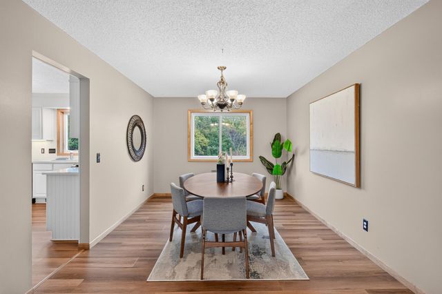 17071 Georgetown Court, Rosemount, MN 55068