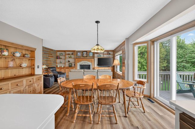 17071 Georgetown Court, Rosemount, MN 55068