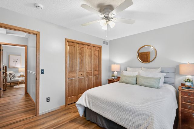 17071 Georgetown Court, Rosemount, MN 55068