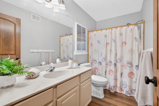 17071 Georgetown Court, Rosemount, MN 55068
