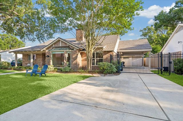 6151 Briar Rose Drive, Houston, TX 77057