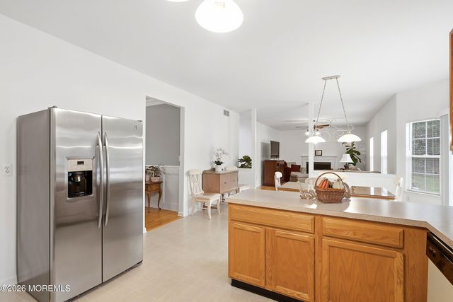 6 Mitchell Lane, Jackson, NJ 08527
