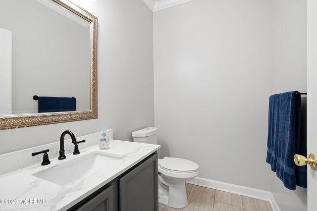 6 Mitchell Lane, Jackson, NJ 08527