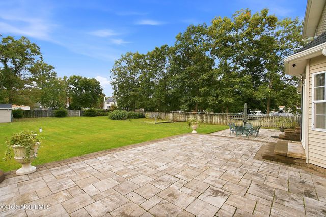 6 Mitchell Lane, Jackson, NJ 08527