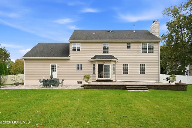 6 Mitchell Lane, Jackson, NJ 08527