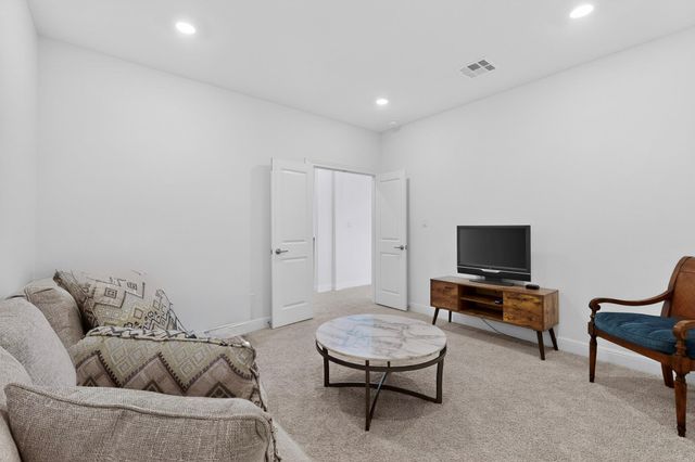 249 Running Bird RD, Austin, TX 78737