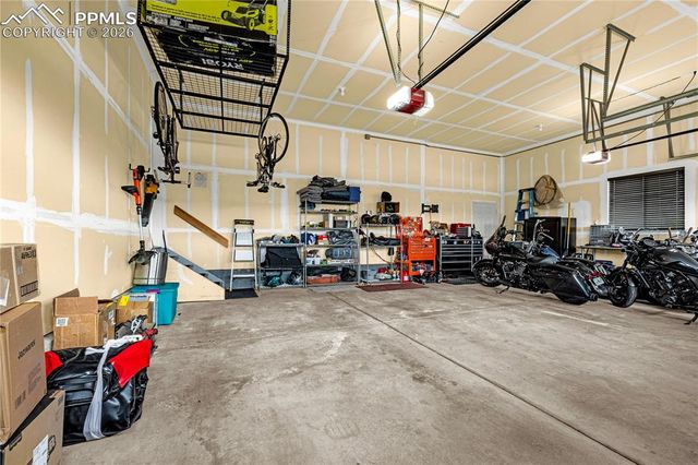 7115 Mountain Spruce Drive, Colorado Springs, CO 80927