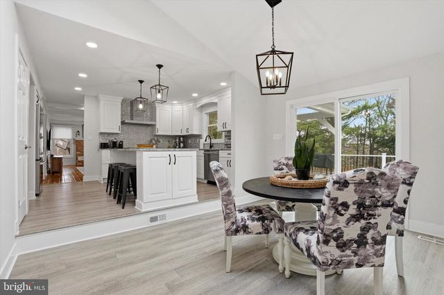 2240 CLOVERLY CIR, Jamison, PA 18929