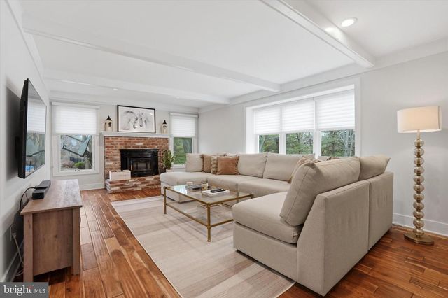 2240 CLOVERLY CIR, Jamison, PA 18929