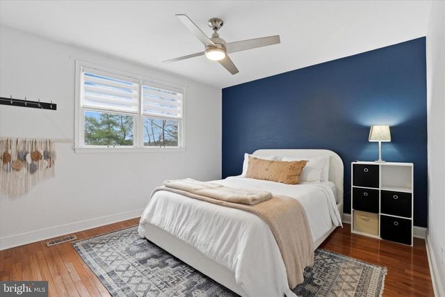 2240 CLOVERLY CIR, Jamison, PA 18929