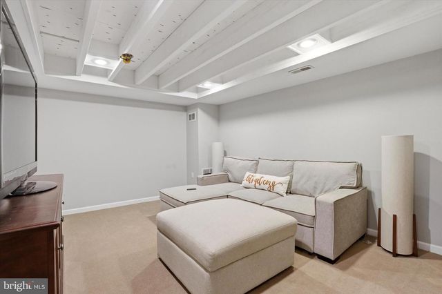 2240 CLOVERLY CIR, Jamison, PA 18929