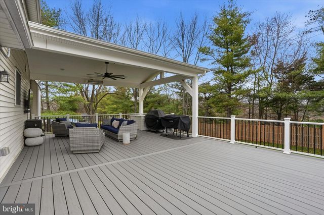 2240 CLOVERLY CIR, Jamison, PA 18929