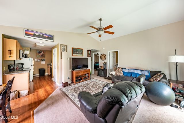 23 Pepperbush Place, Ballston Spa, NY 12020