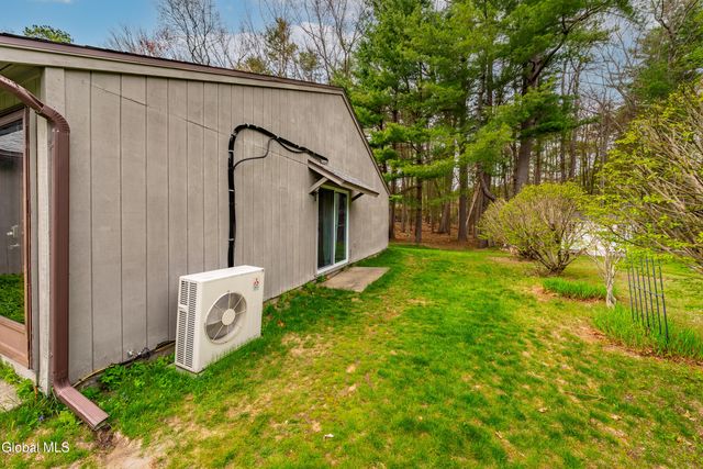 23 Pepperbush Place, Ballston Spa, NY 12020