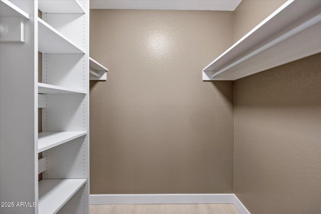 3207 W LOMA Lane 5, Phoenix, AZ 85051