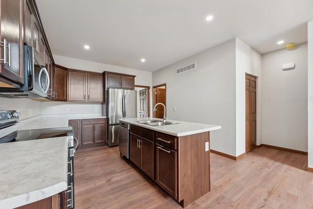 226 S Dewey Avenue, Reedsburg, WI 53959