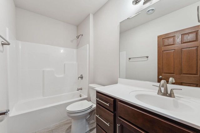 226 S Dewey Avenue, Reedsburg, WI 53959