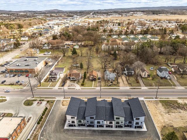 226 S Dewey Avenue, Reedsburg, WI 53959