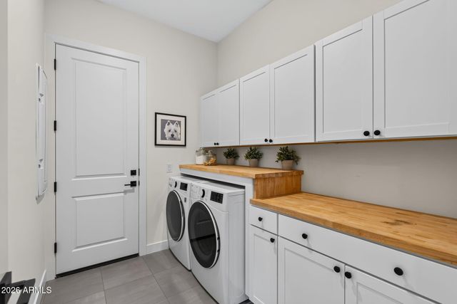 11276 N NORTHFIELD Street, Surprise, AZ 85388