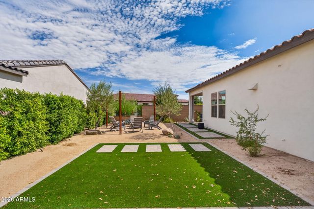 11276 N NORTHFIELD Street, Surprise, AZ 85388