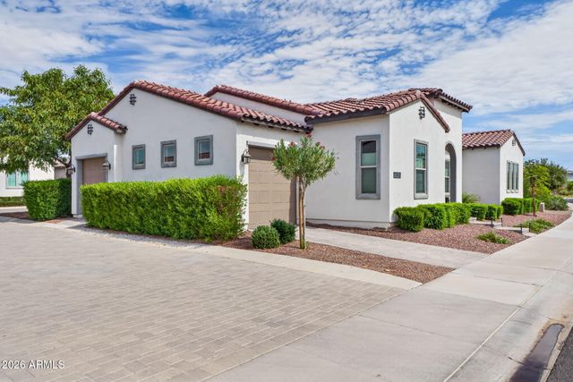 11276 N NORTHFIELD Street, Surprise, AZ 85388